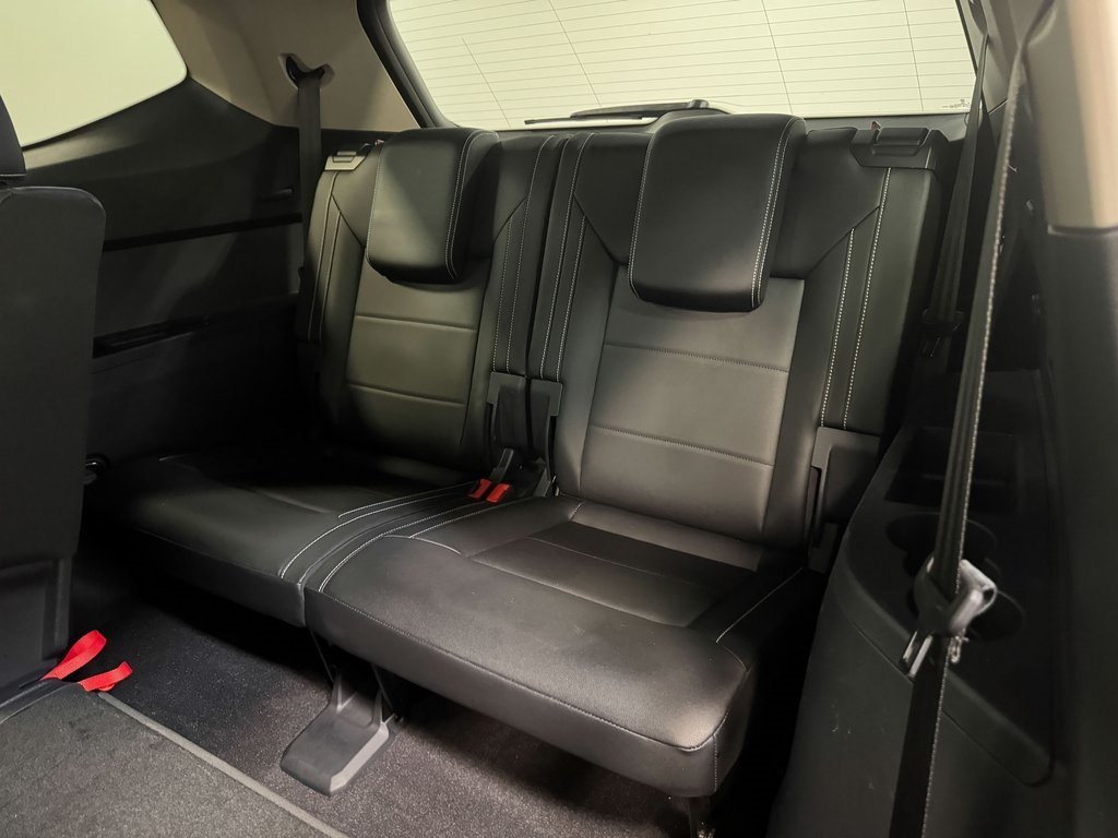 2023 Volkswagen Atlas SEL photo 44
