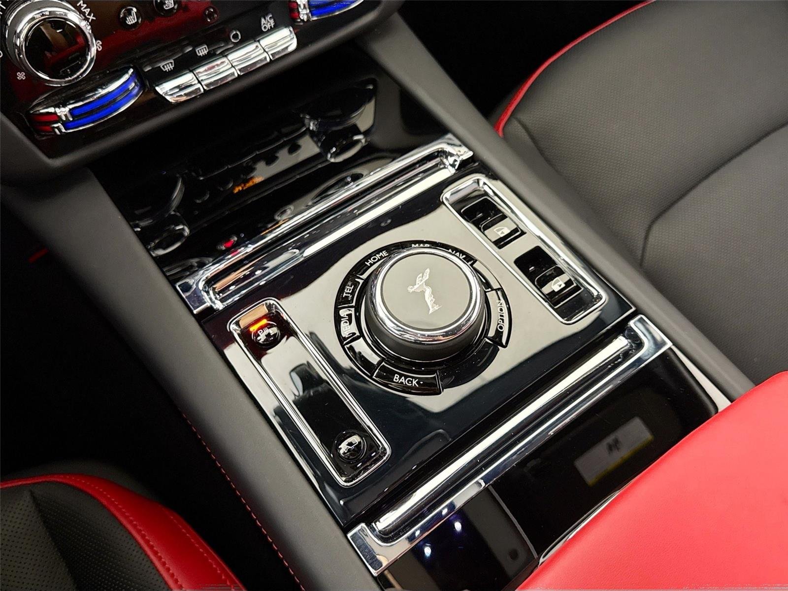 2024 Rolls Royce Spectre photo 21