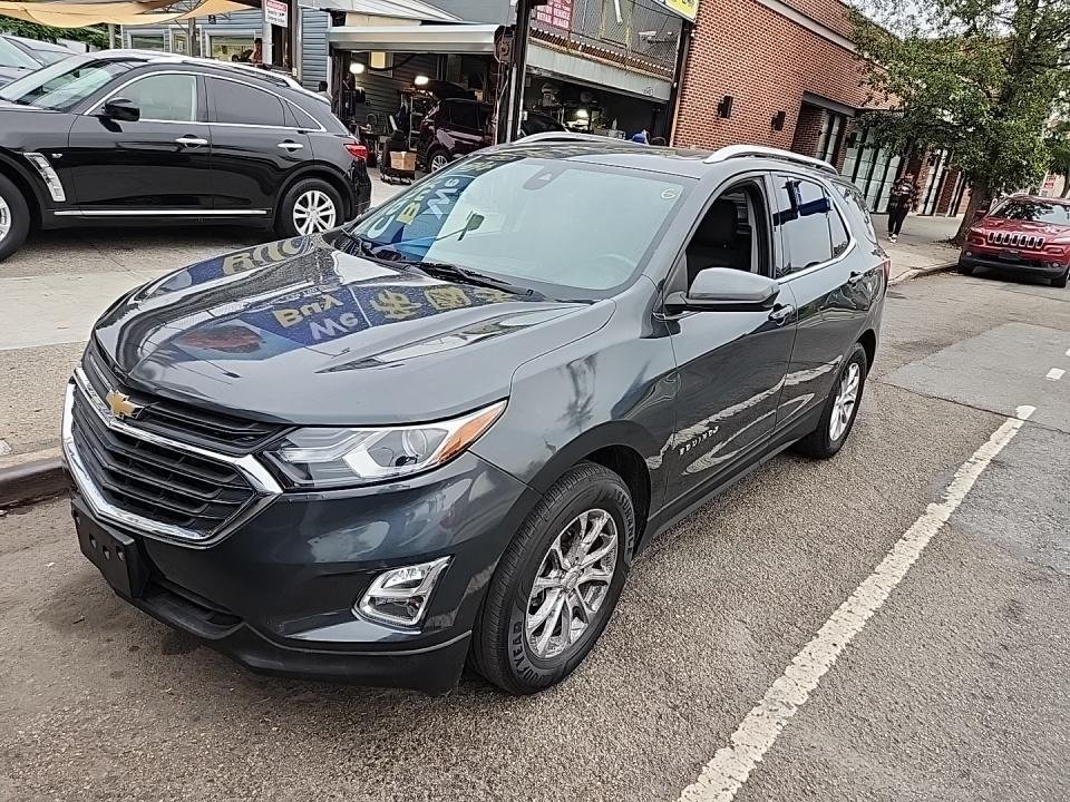 2020 Chevrolet Equinox LT photo 2