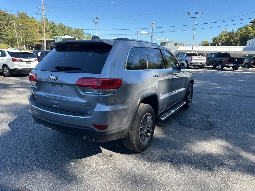 2017 Jeep Grand Cherokee Limited photo 2