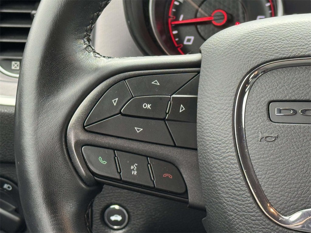 2019 Dodge Charger SXT photo 21