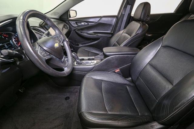 2018 Chevrolet Malibu Hybrid Base photo 39