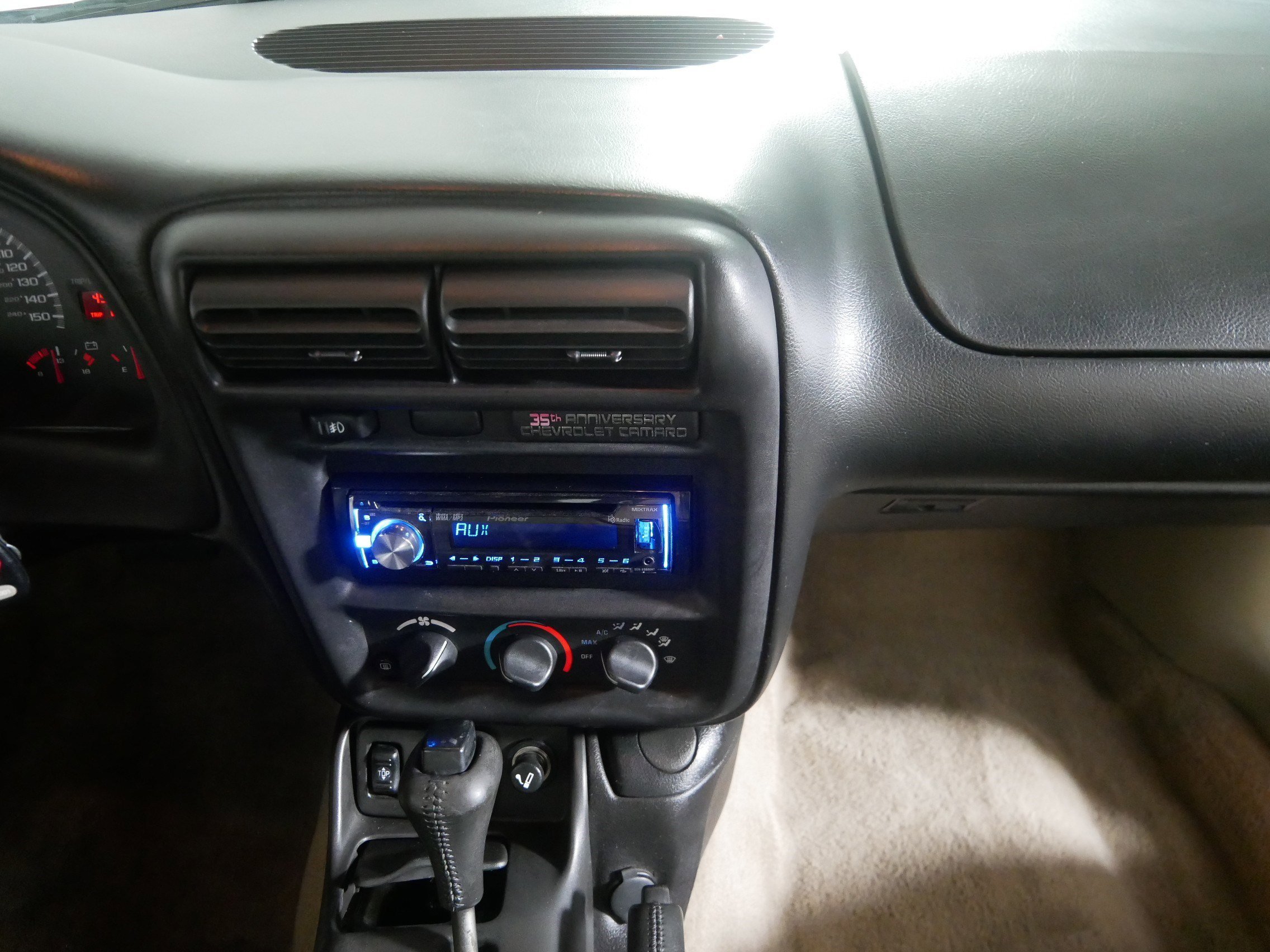 2002 Chevrolet Camaro Sport Coupe photo 10