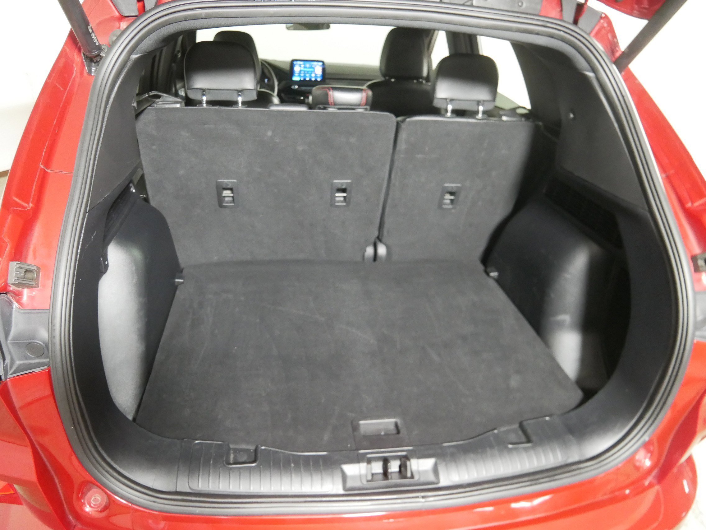 2024 Ford Escape ST-Line photo 18