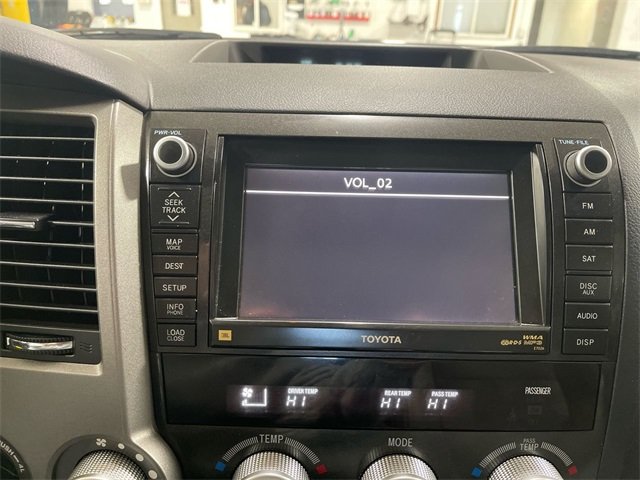 2010 Toyota Sequoia Platinum photo 15