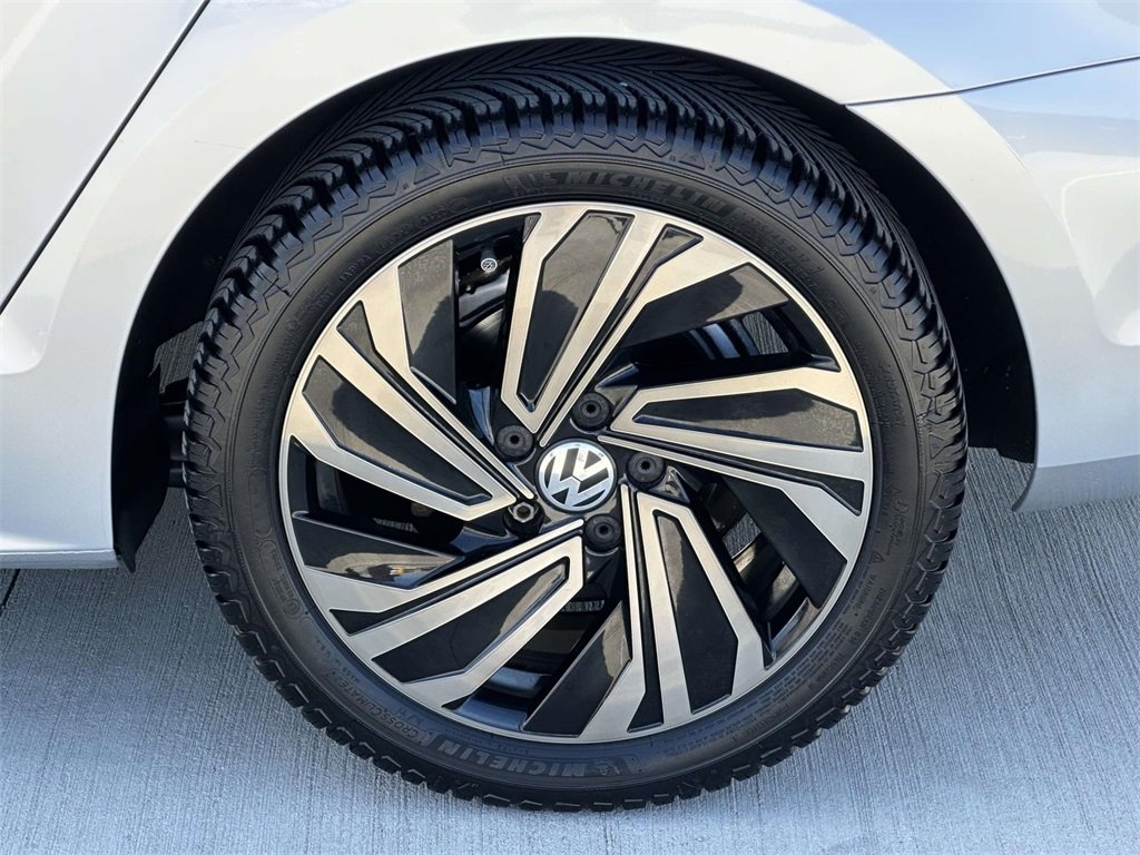 2015 Volkswagen Jetta 2.0 TDI SEL photo 12