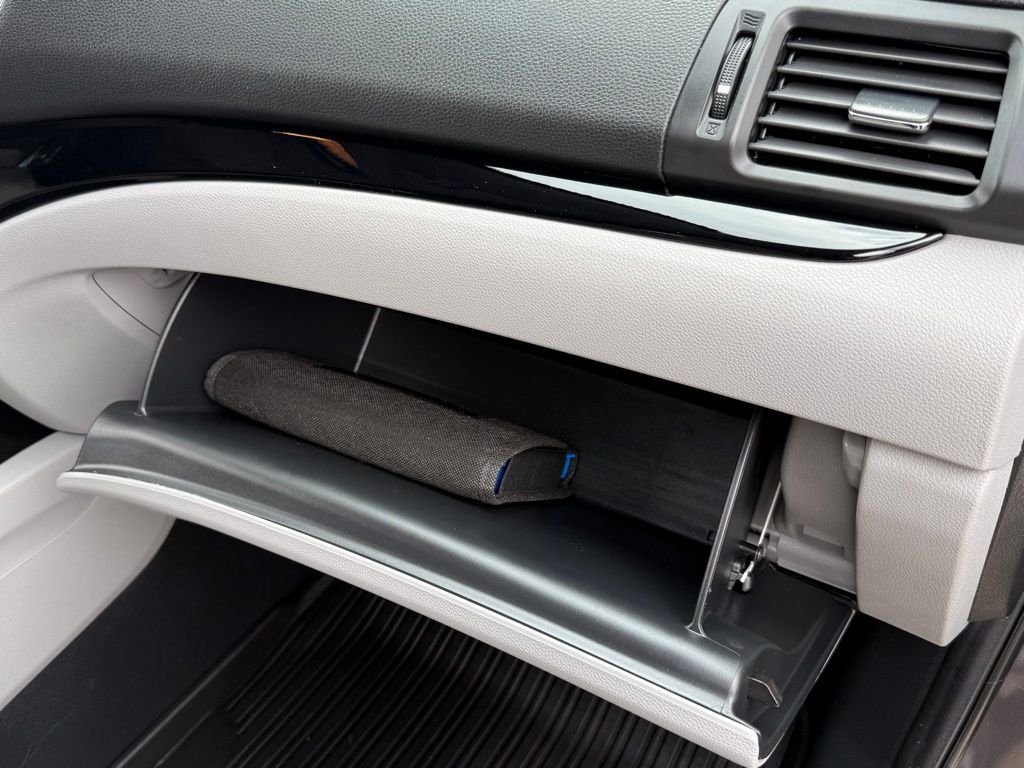2021 Honda Pilot Touring photo 19