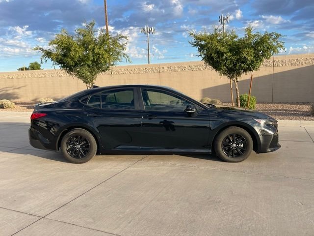 2025 Toyota Camry LE photo 2