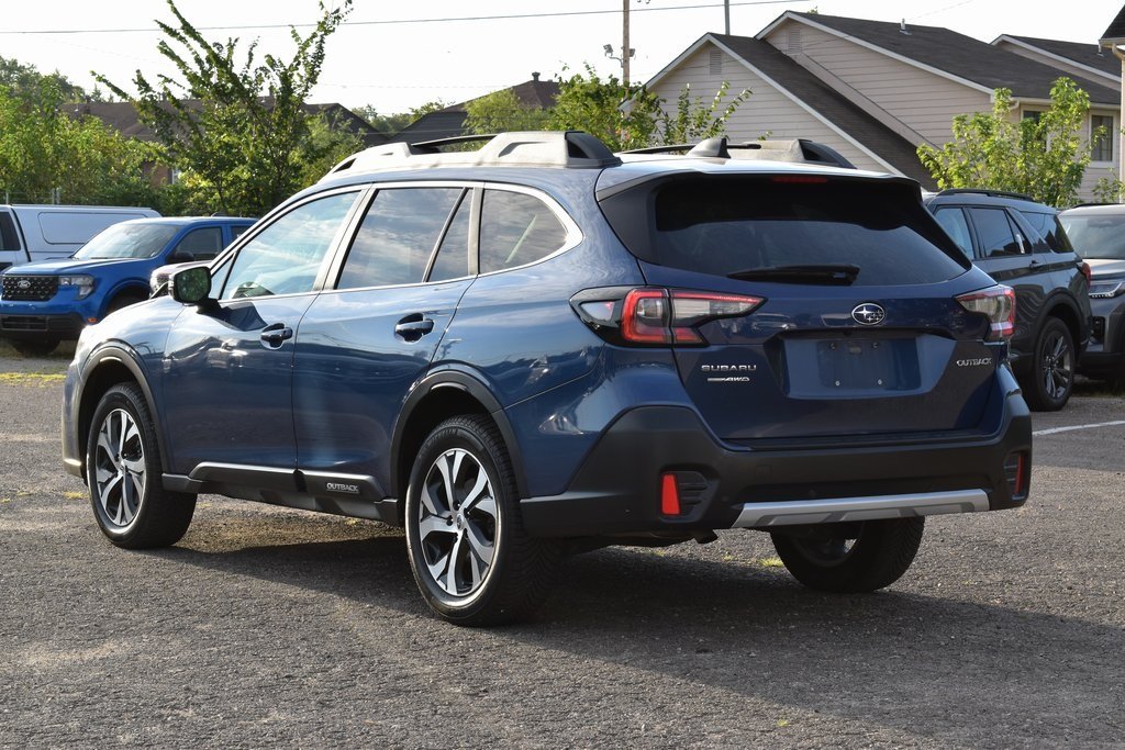 2021 Subaru Outback Limited photo 3