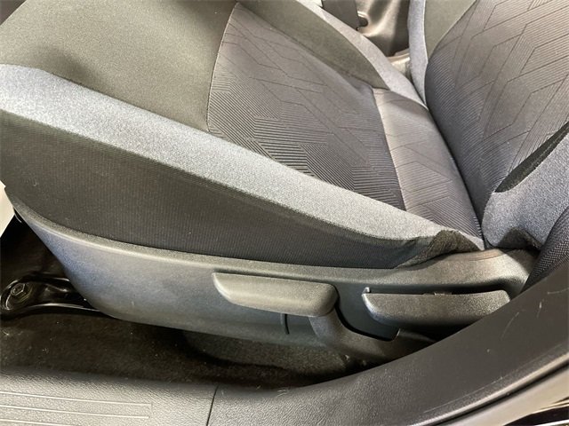 2023 Nissan Versa 1.6 SV photo 12