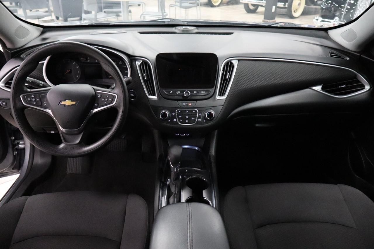 2023 Chevrolet Malibu 1LT photo 12