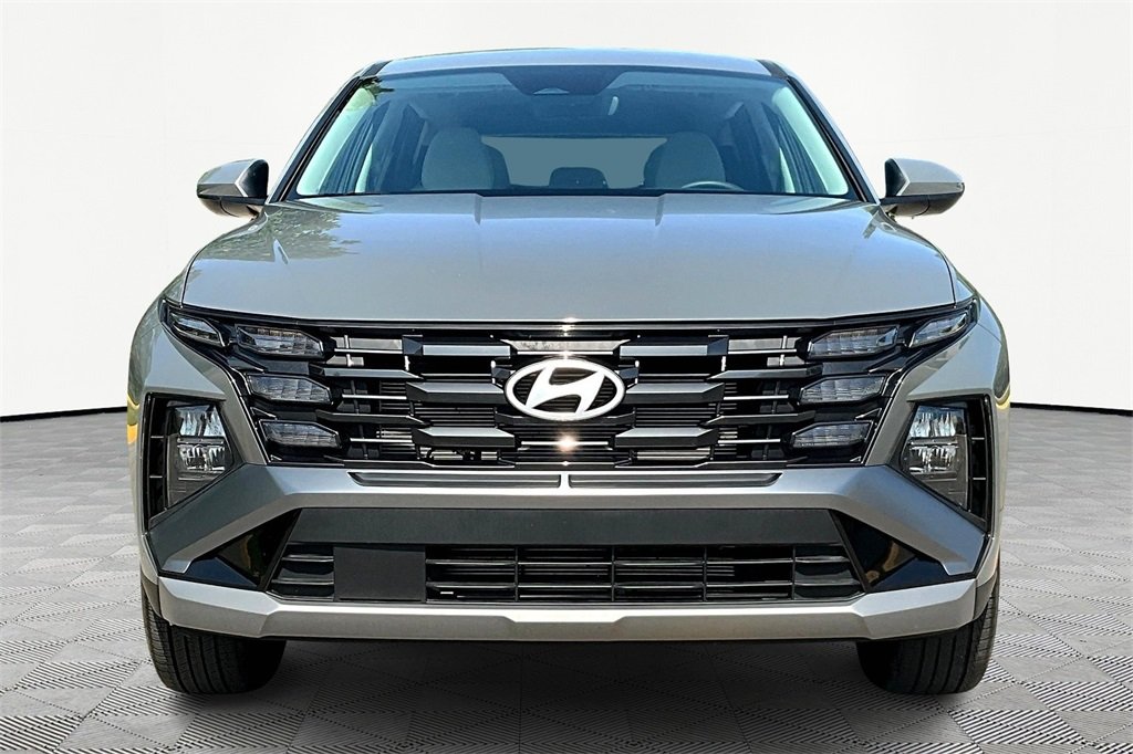2025 Hyundai Tucson SE photo 3
