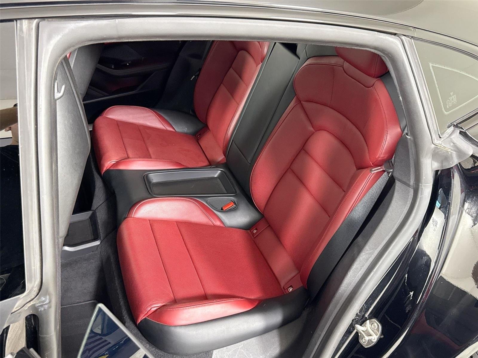 2020 Porsche Taycan 4S photo 23