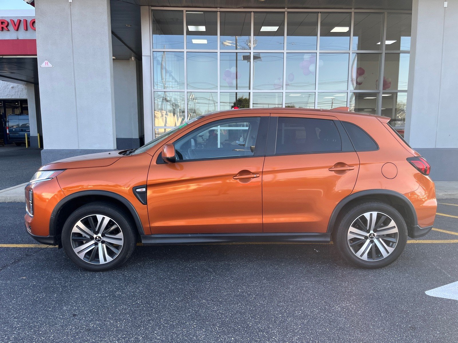 2022 Mitsubishi Outlander Sport SE photo 4