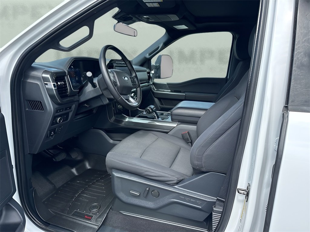 2023 Ford F-150 XLT photo 9