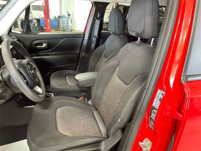 2023 Jeep Renegade Latitude Upland photo 11
