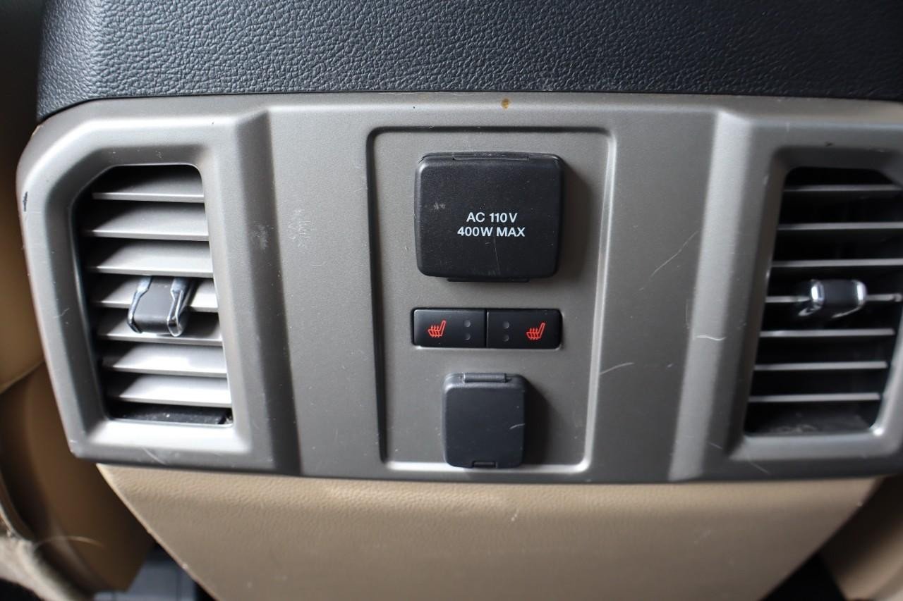 2016 Ford F-150 Lariat photo 17