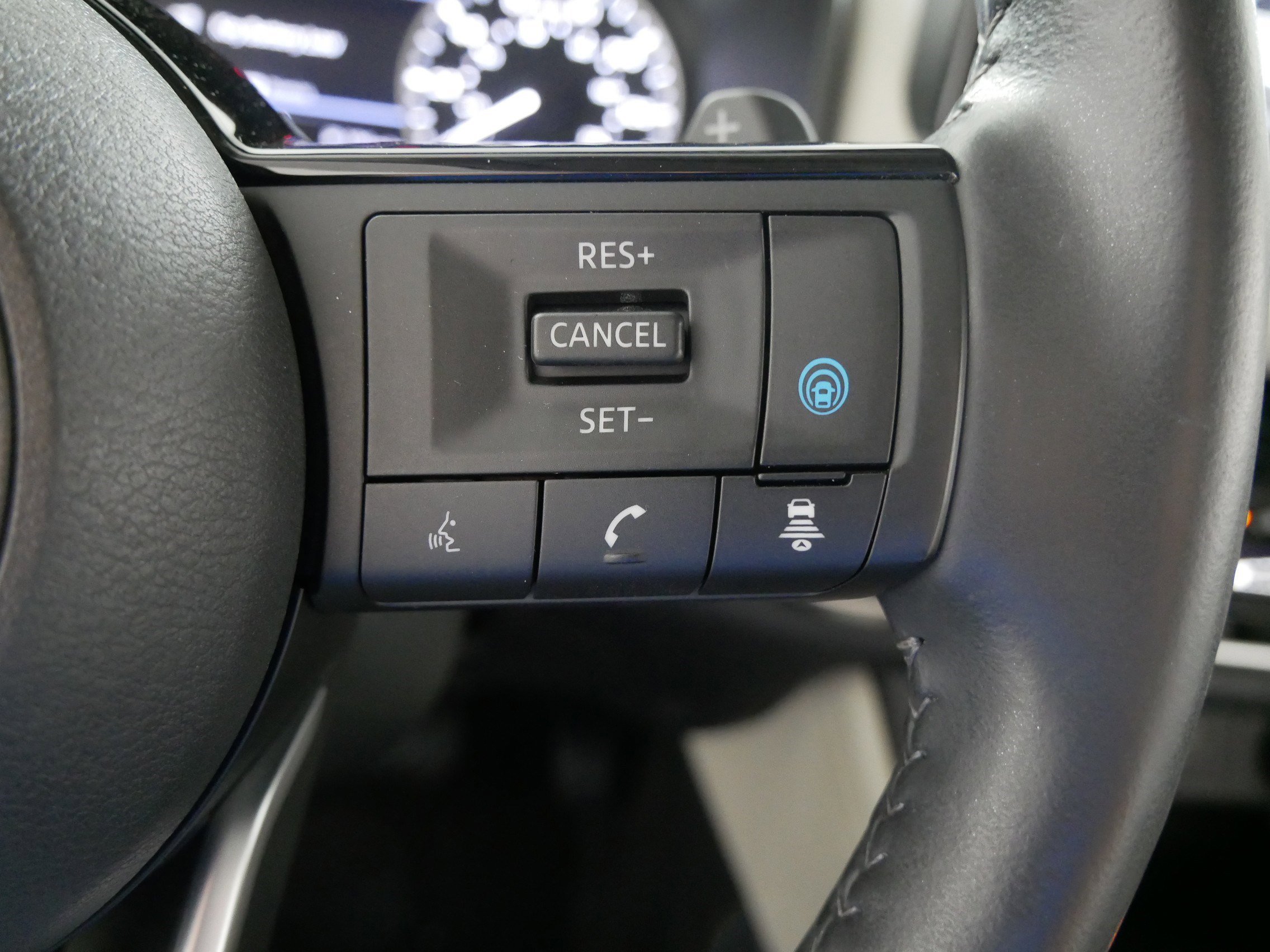 2022 Nissan Rogue SL photo 25