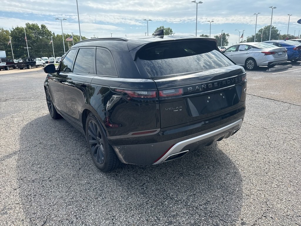 2018 Land Rover Range Rover Velar SE photo 3