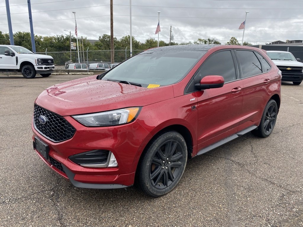 2022 Ford Edge ST photo 2