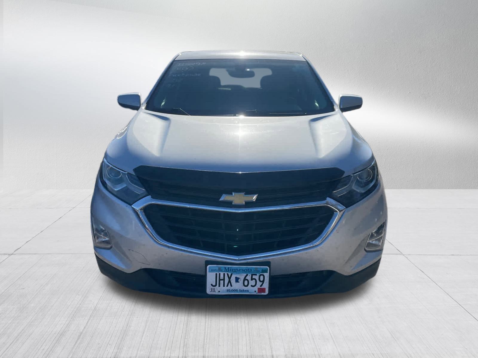 2019 Chevrolet Equinox LT photo 2