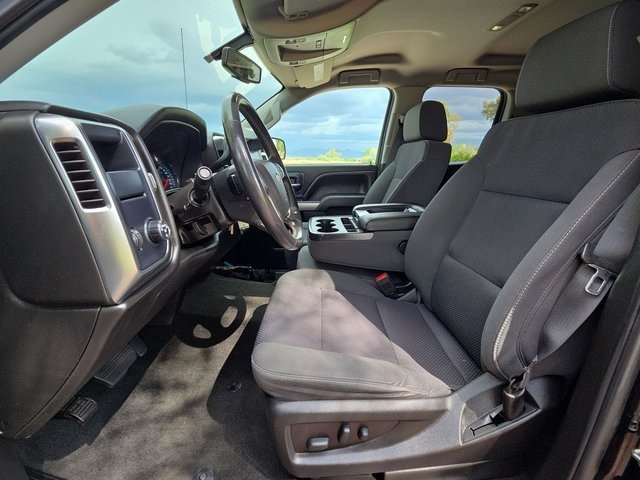 2018 Chevrolet Silverado 1500 LT photo 12