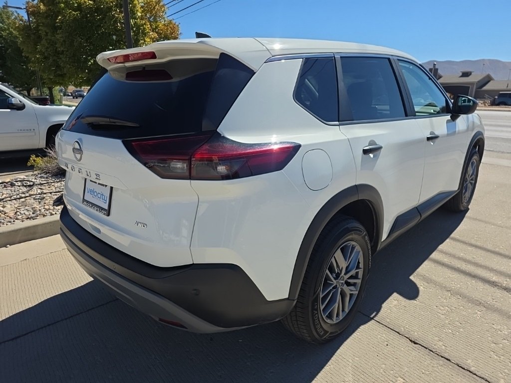2023 Nissan Rogue S photo 3