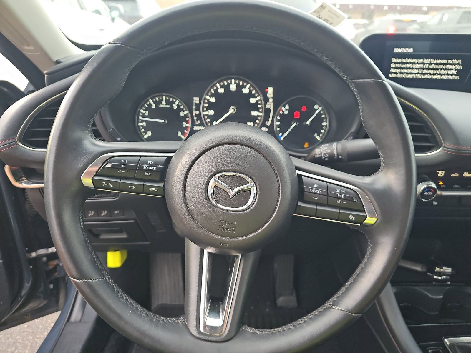 2024 Mazda Mazda3 2.5 s Carbon photo 15