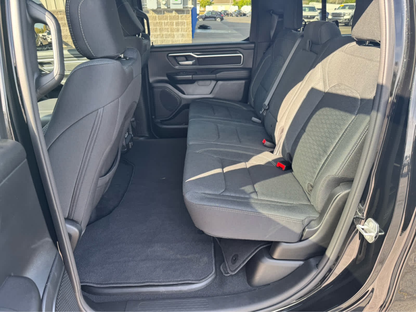 2025 Ram 1500 Big Horn photo 12