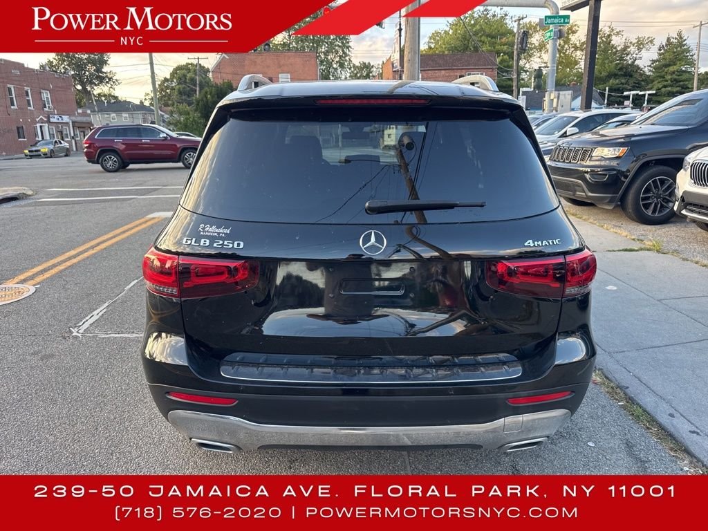 2021 Mercedes Benz GLB 250 4MATIC photo 4