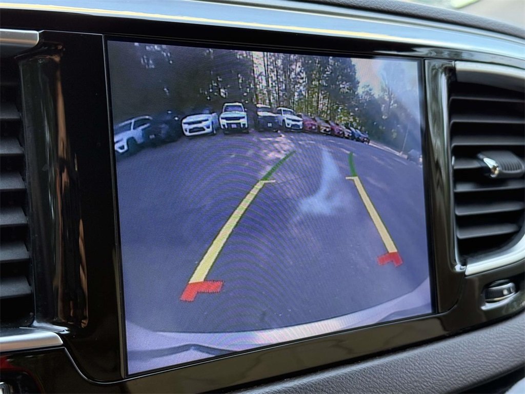 2017 Chrysler Pacifica Touring Plus photo 2