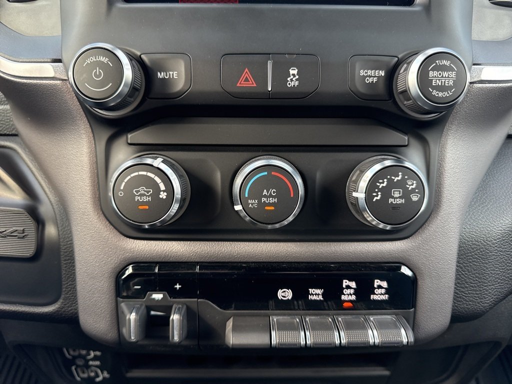 2023 Ram 2500 Big Horn photo 17