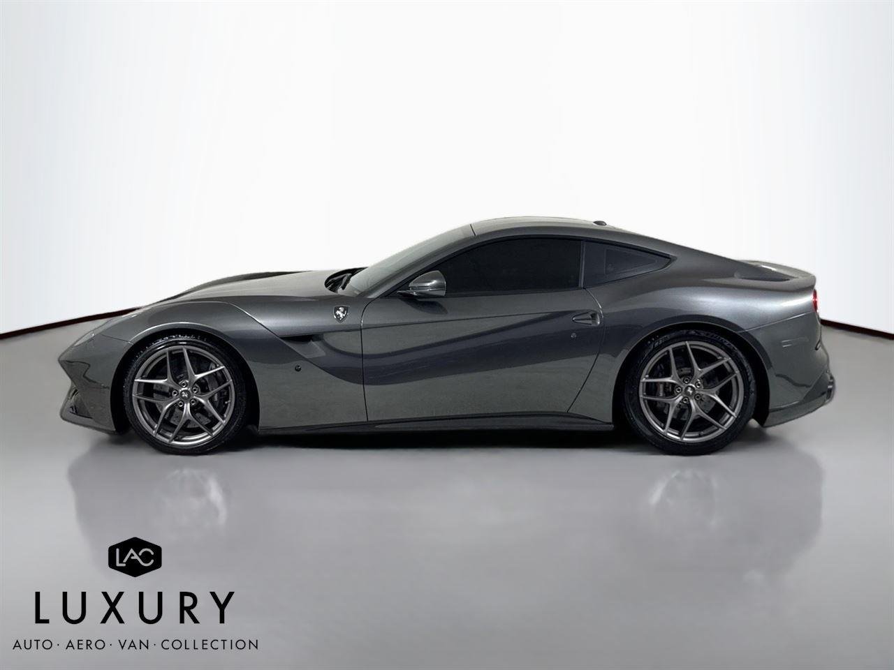 2016 Ferrari F12 Berlinetta Berlinetta photo 7