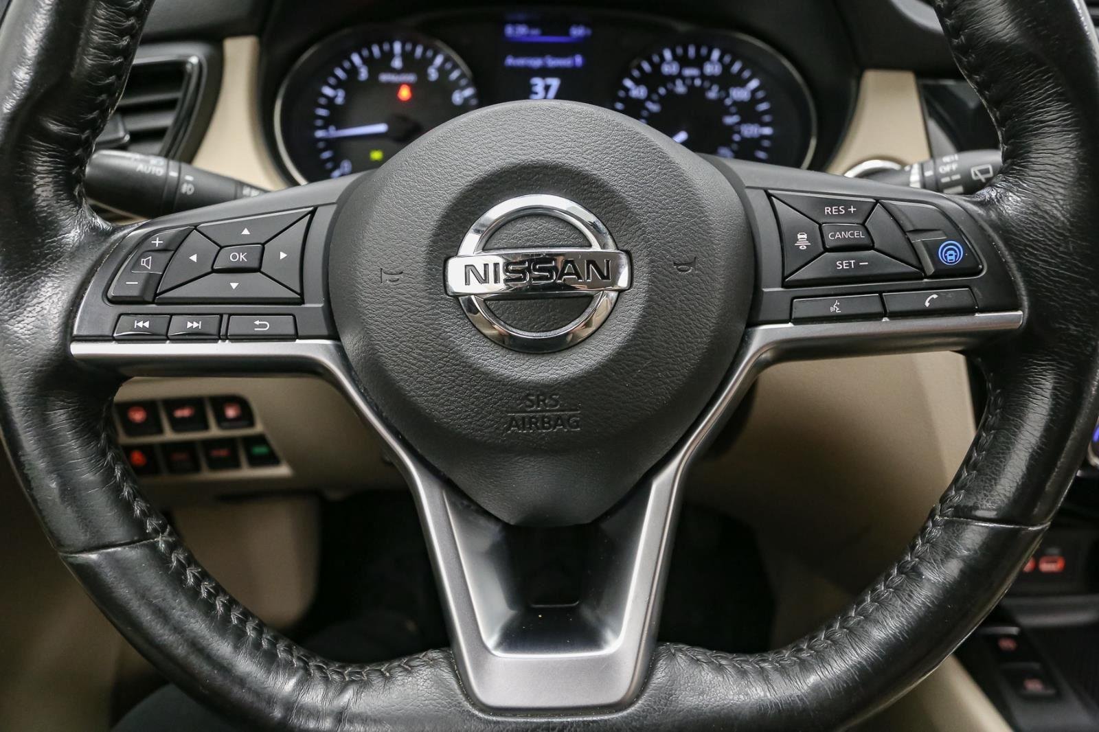 2019 Nissan Rogue SV photo 33