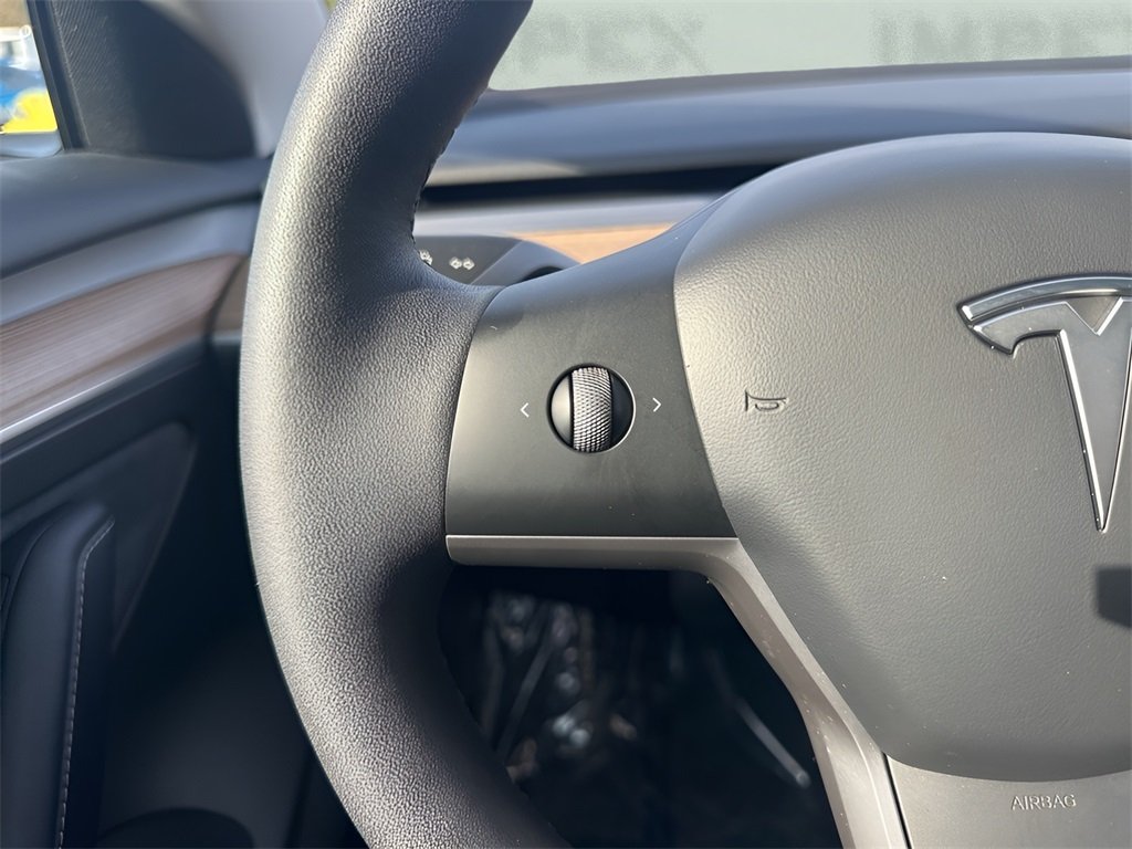 2023 Tesla Model 3 photo 14