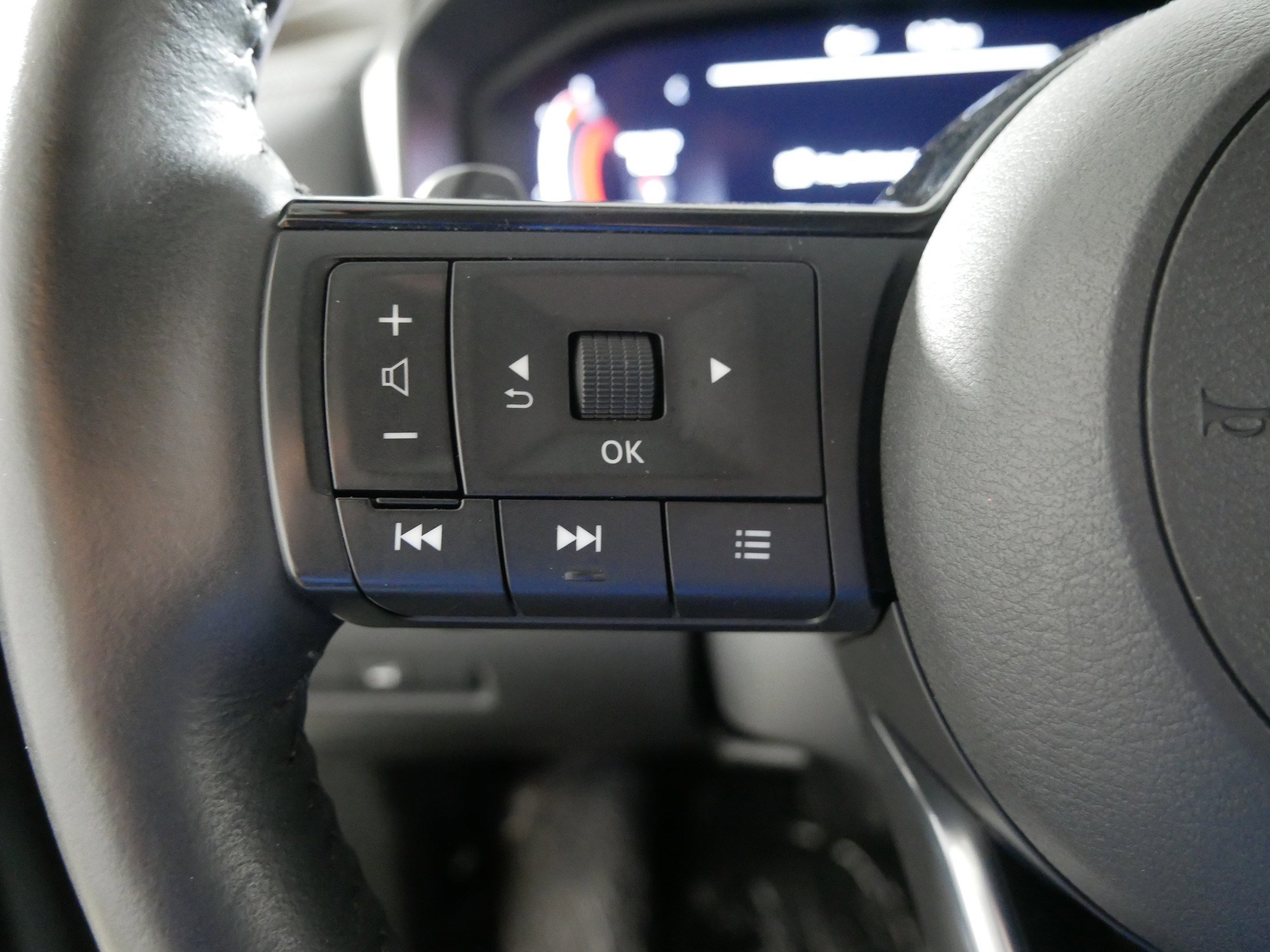 2022 Nissan Rogue Platinum photo 25