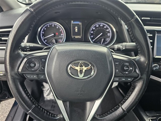 2018 Toyota Camry SE photo 25