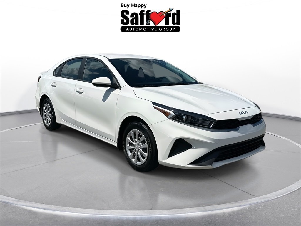 2024 Kia Forte LX photo 9