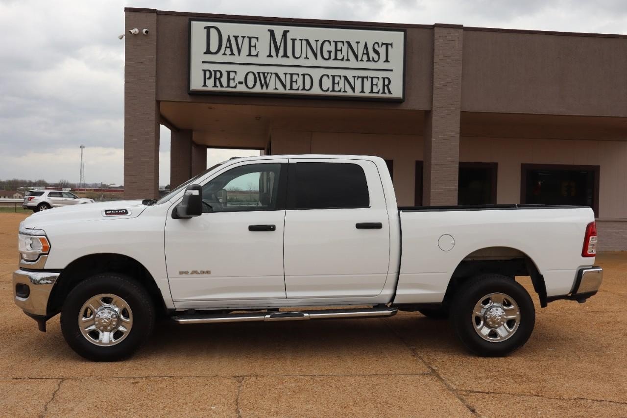 2024 Ram 2500 Big Horn photo 2