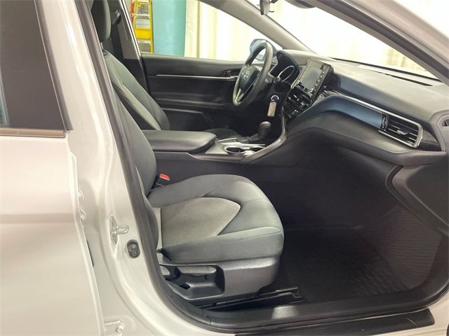 2023 Toyota Camry LE photo 20