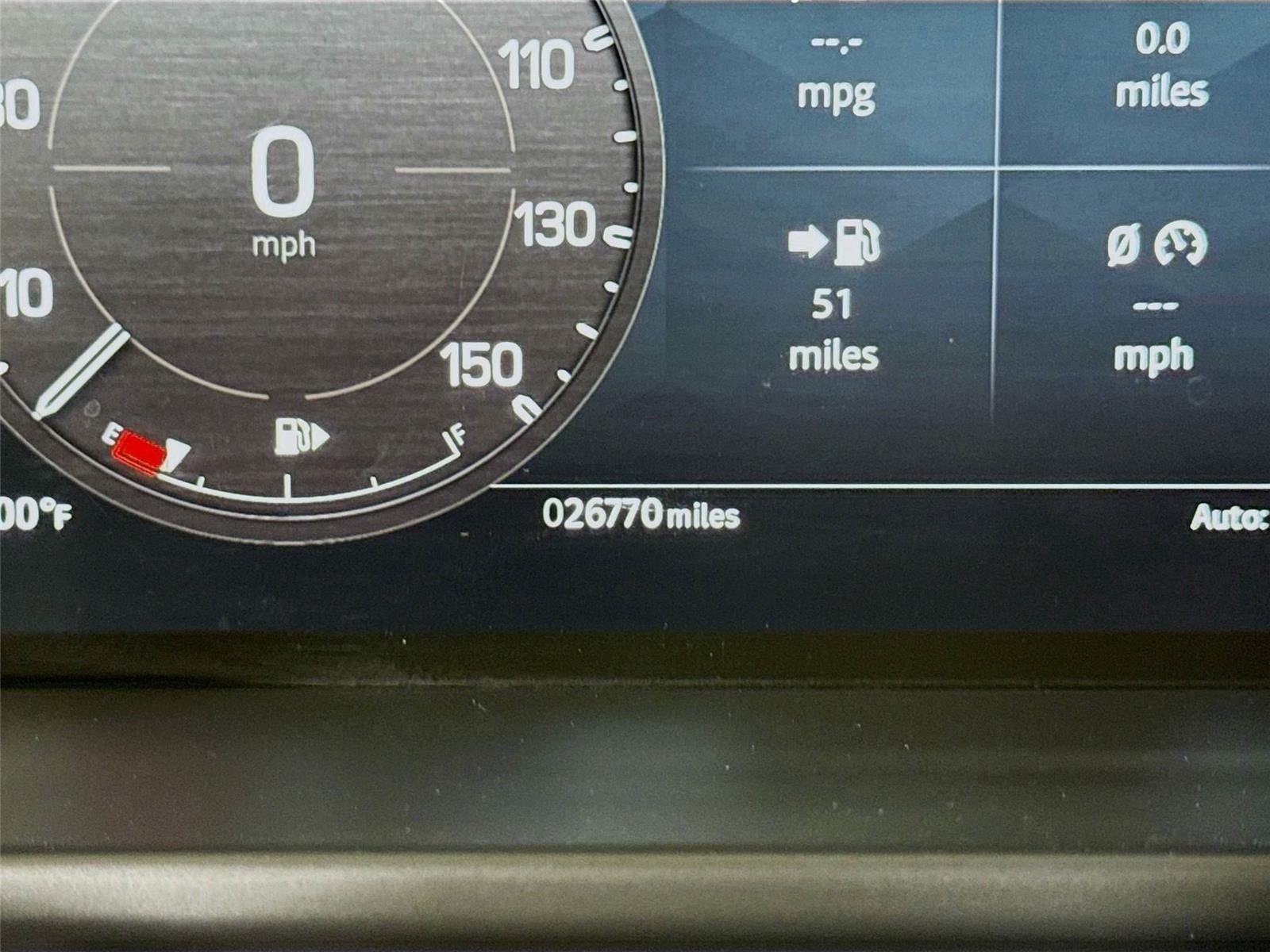 2024 Land Rover Defender X-Dynamic SE photo 10