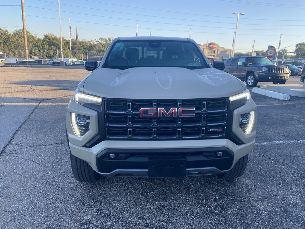 2023 Gmc Canyon AT4 photo 2