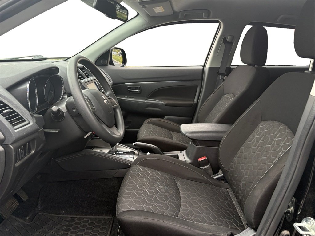 2022 Mitsubishi Outlander Sport ES photo 10
