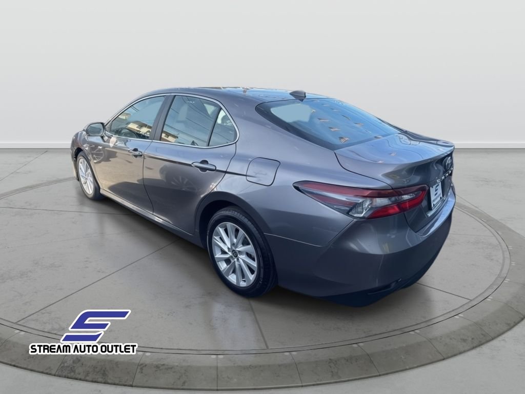 2024 Toyota Camry LE photo 4