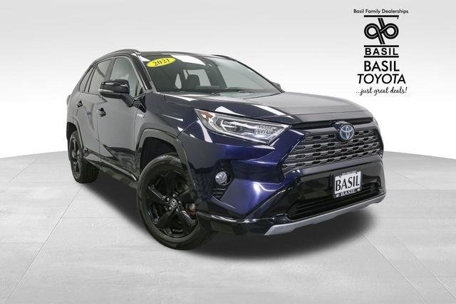 2021 Toyota RAV4 Hybrid XSE photo 2
