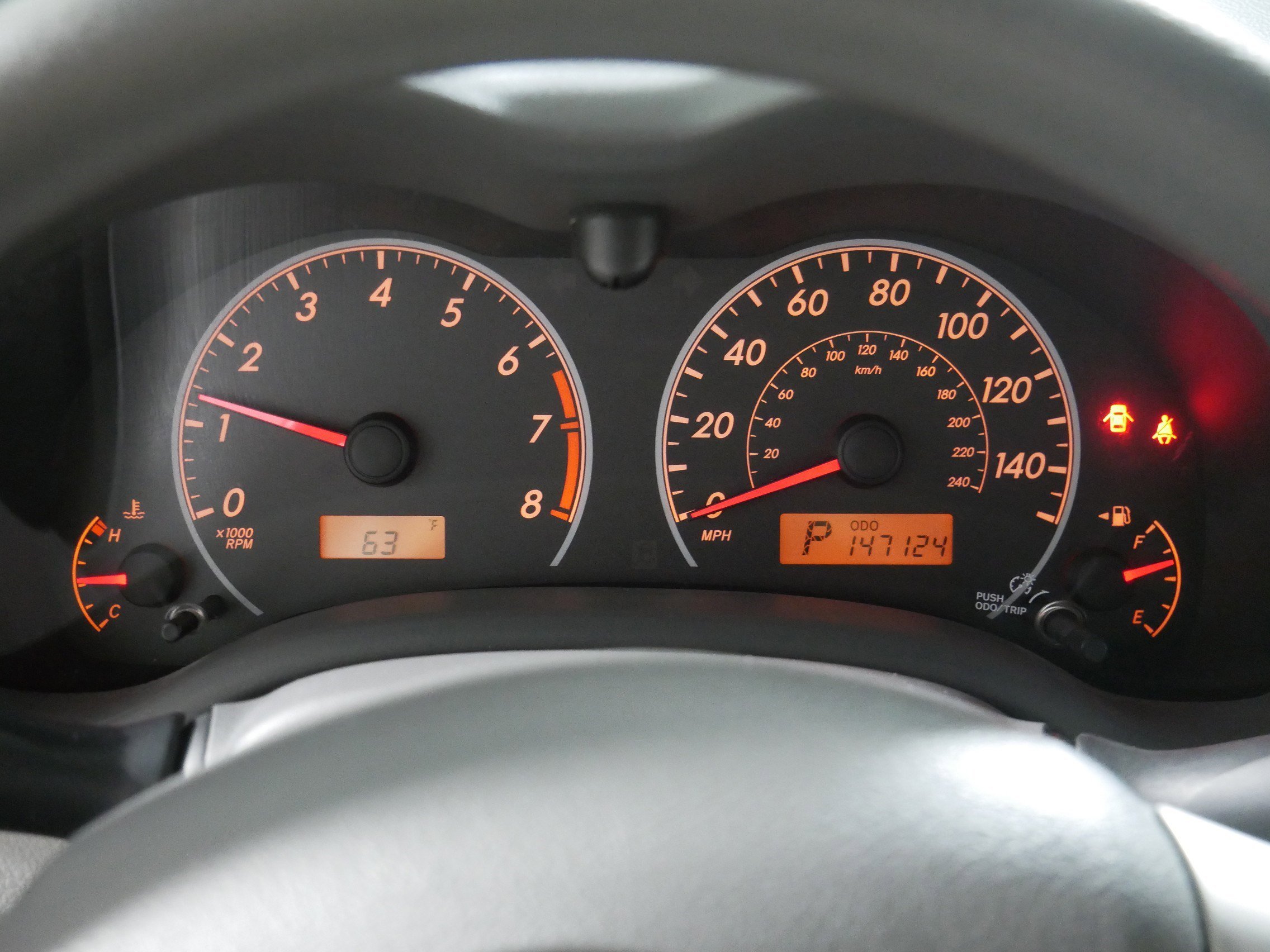 2010 Toyota Corolla LE photo 18