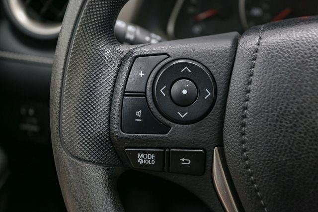 2014 Toyota RAV4 XLE photo 22