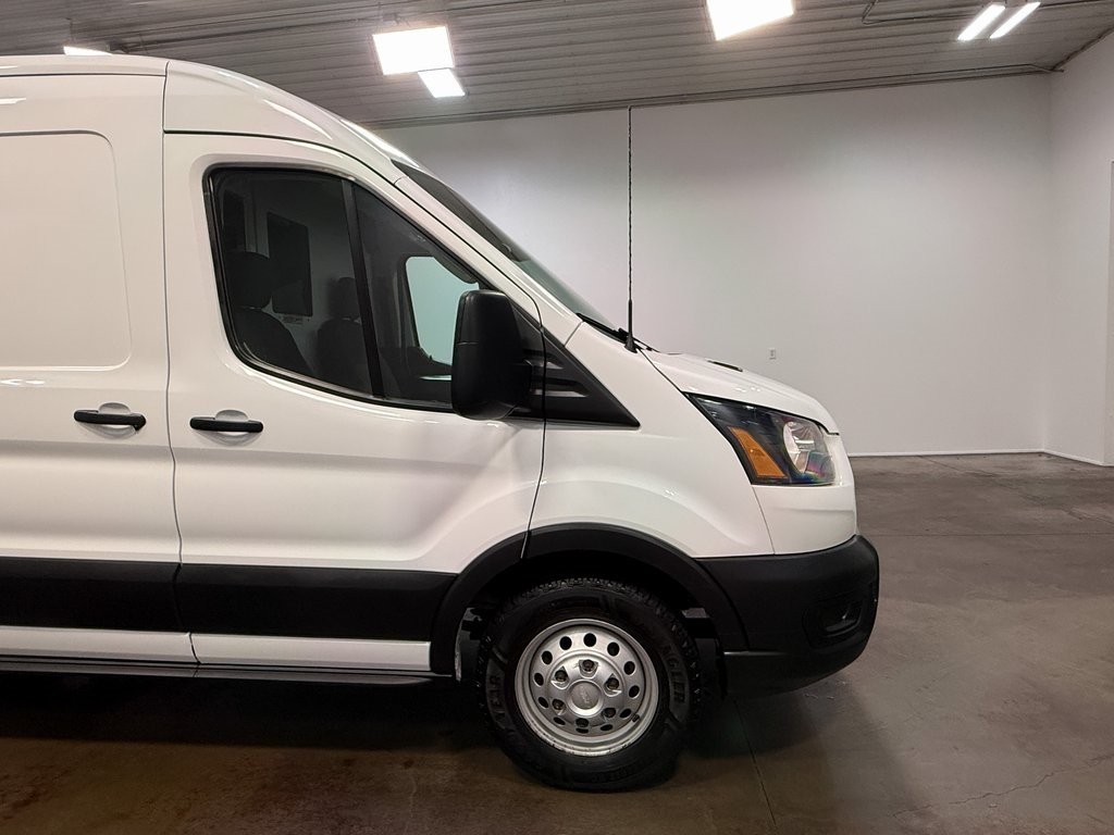 2020 Ford Transit photo 29