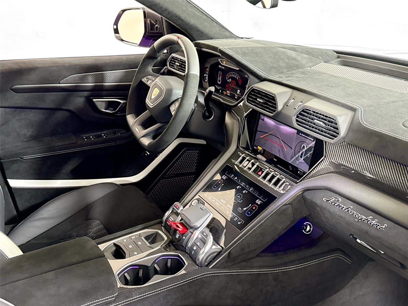 2024 Lamborghini Urus Performante photo 29