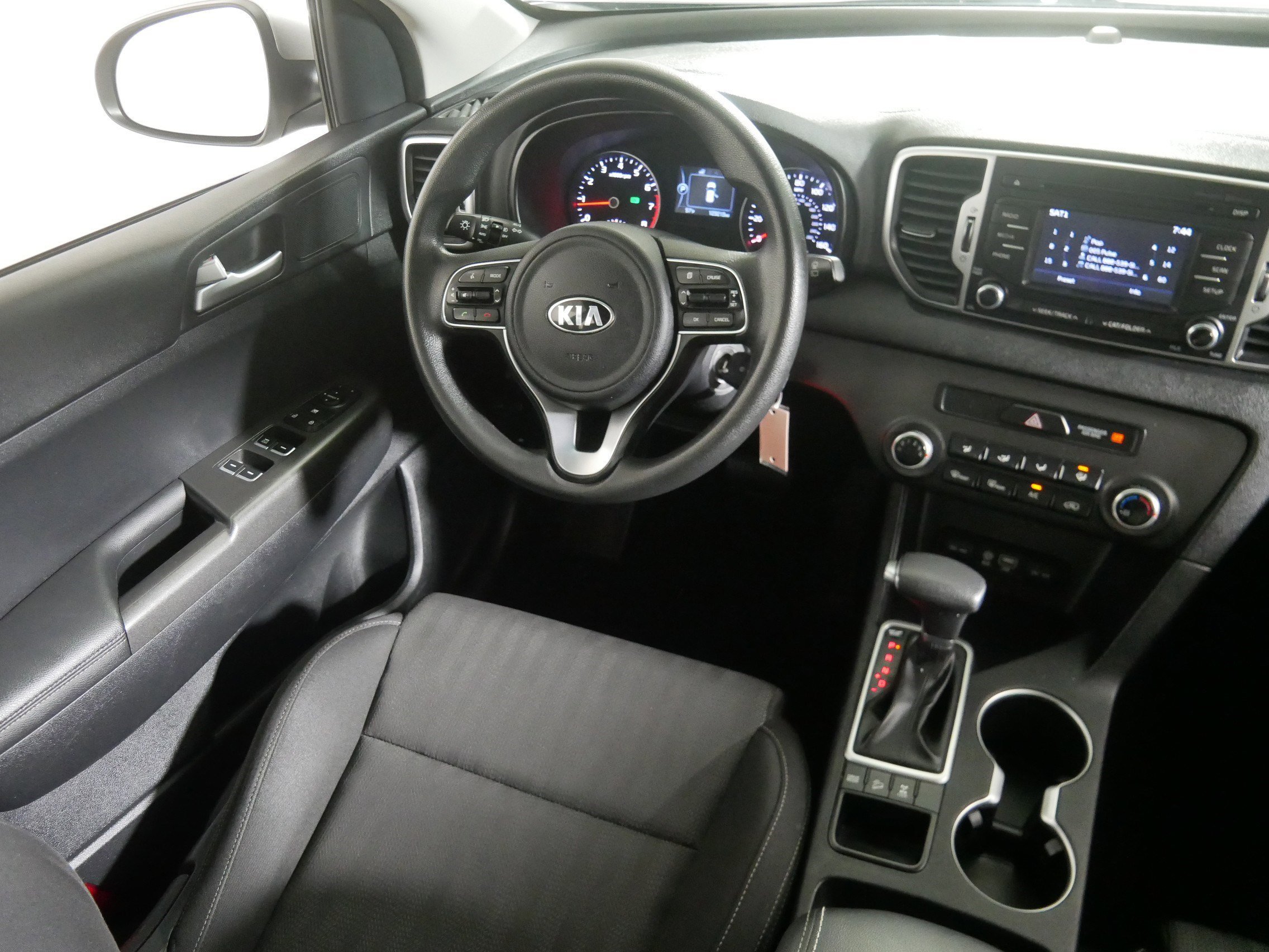 2019 Kia Sportage LX photo 9